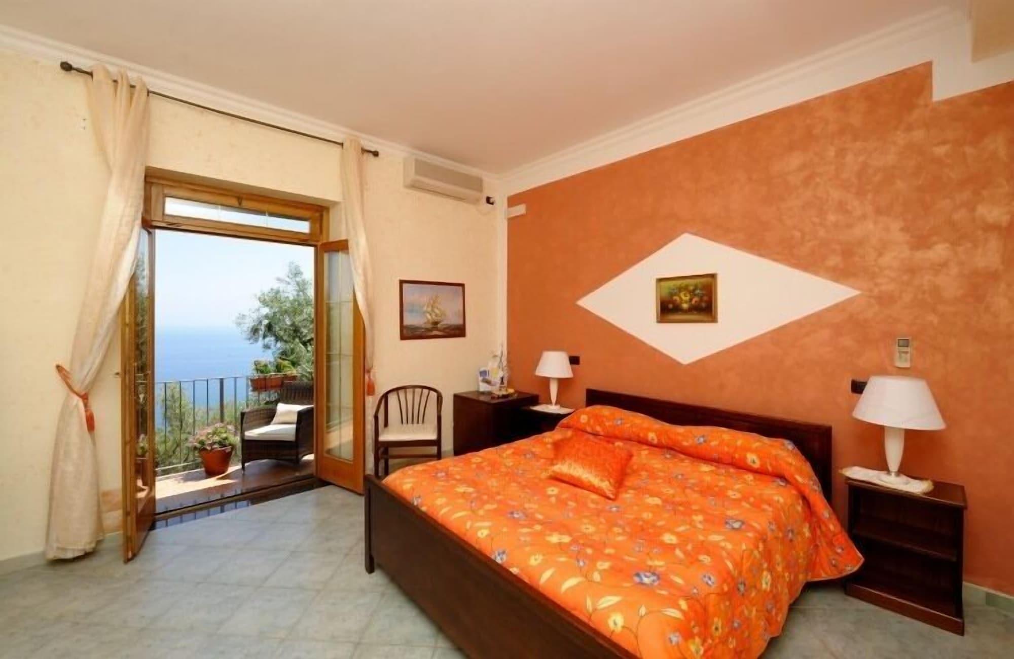 Bed and Breakfast H.H.Le Palme Amalfi Exteriér fotografie