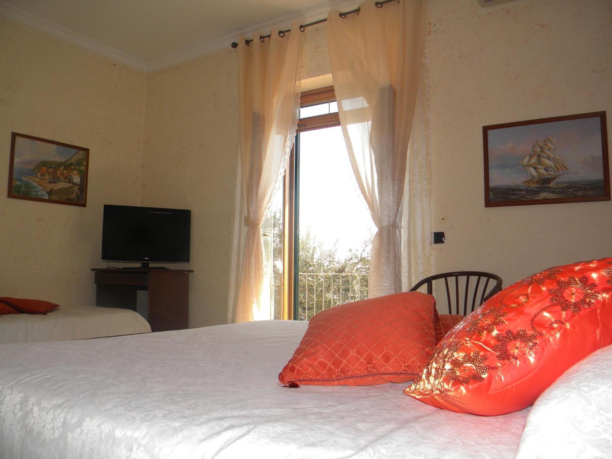 Bed and Breakfast H.H.Le Palme Amalfi Exteriér fotografie