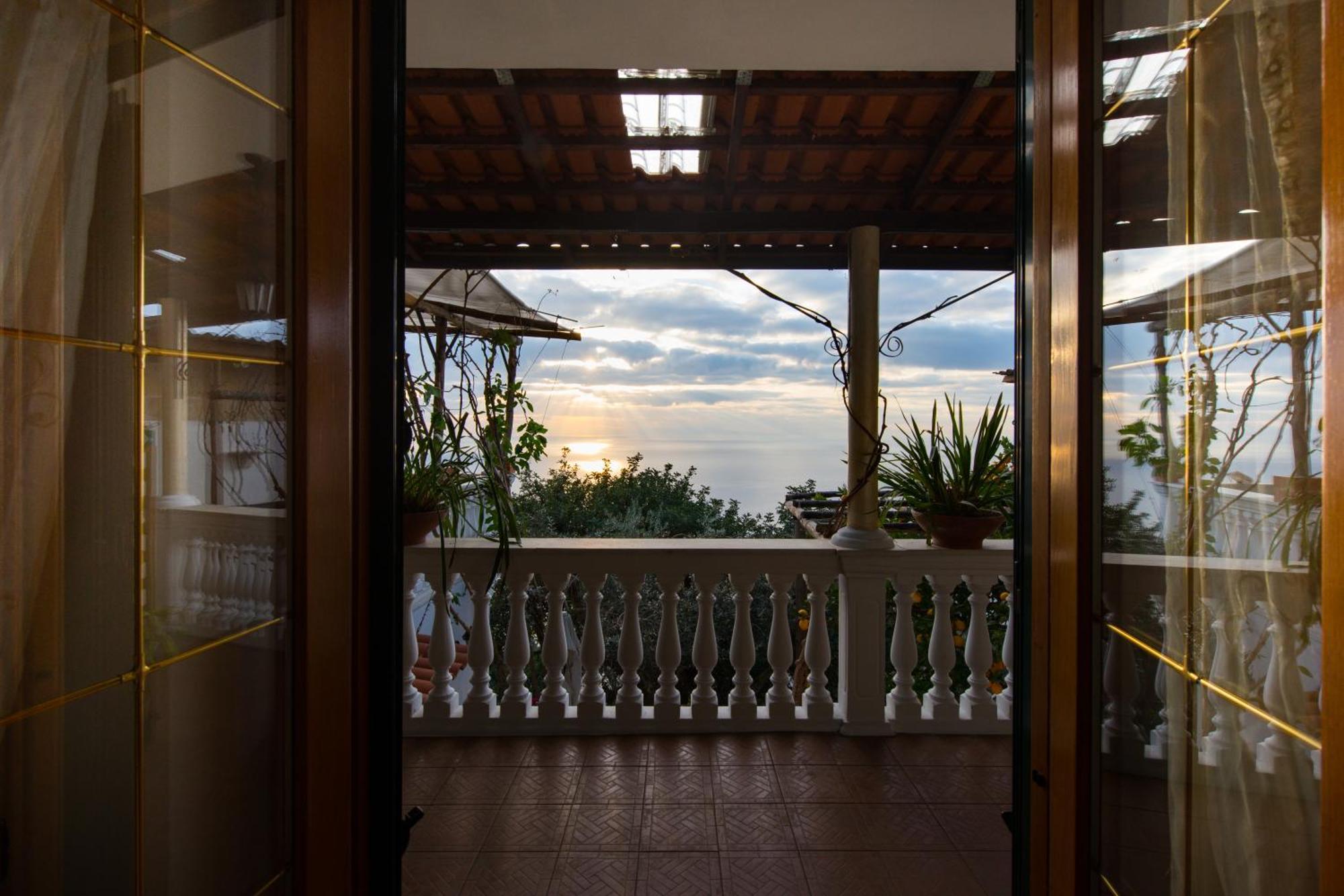 Bed and Breakfast H.H.Le Palme Amalfi Exteriér fotografie